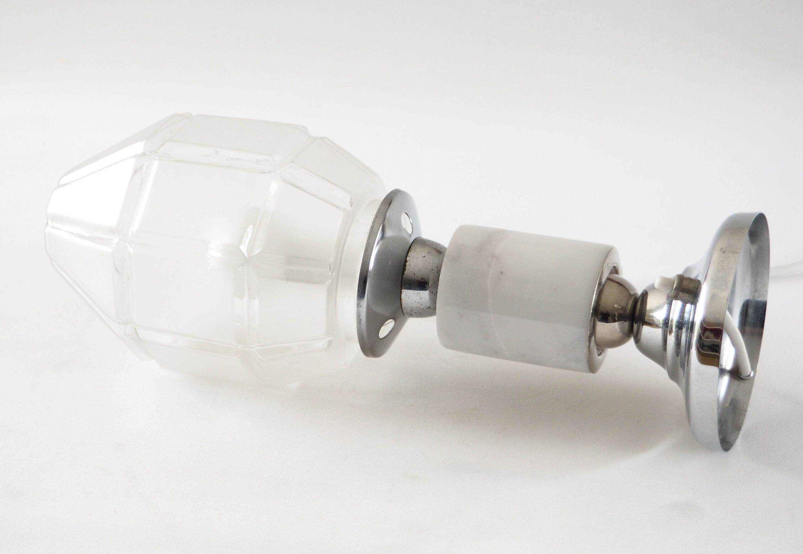 Art Deco lamp in satin glass, marble and chrome
