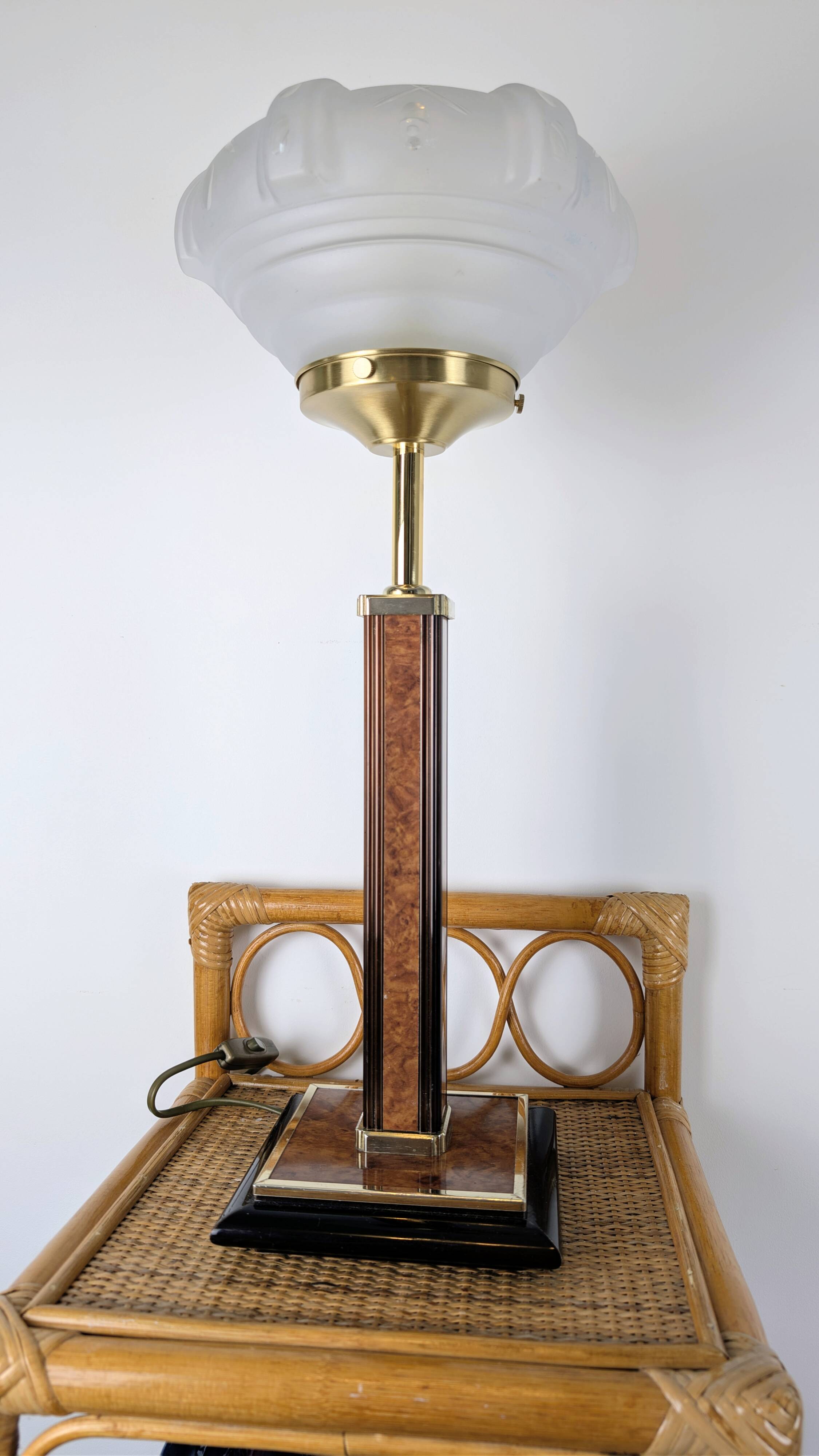 Lampe de table Art Déco pied Monteuse N°25 et verre opalin