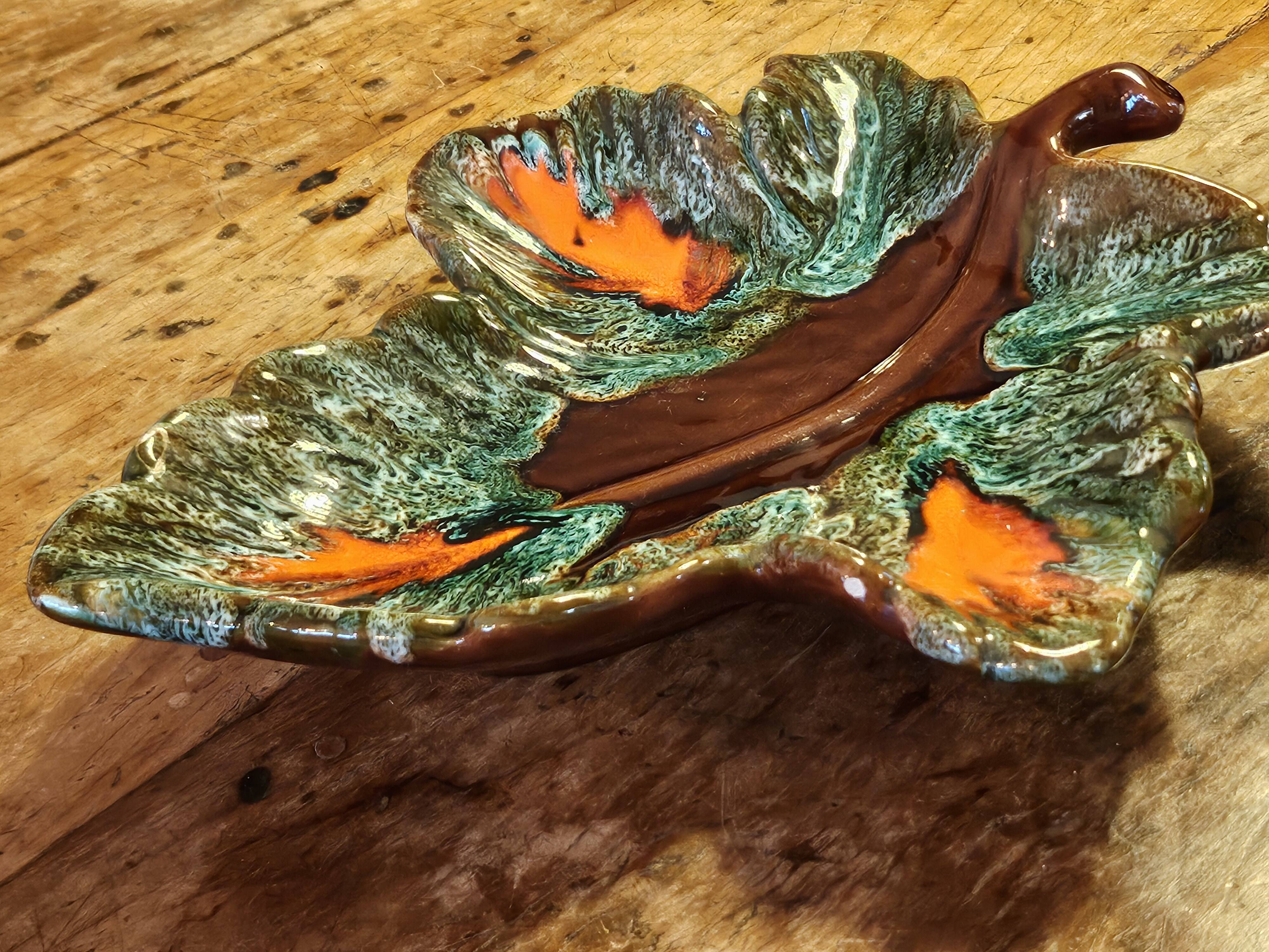 Set of 2 leaf-shaped ceramic dishes from Vallauris.