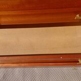 Scandinavian style commode