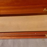 Scandinavian style commode