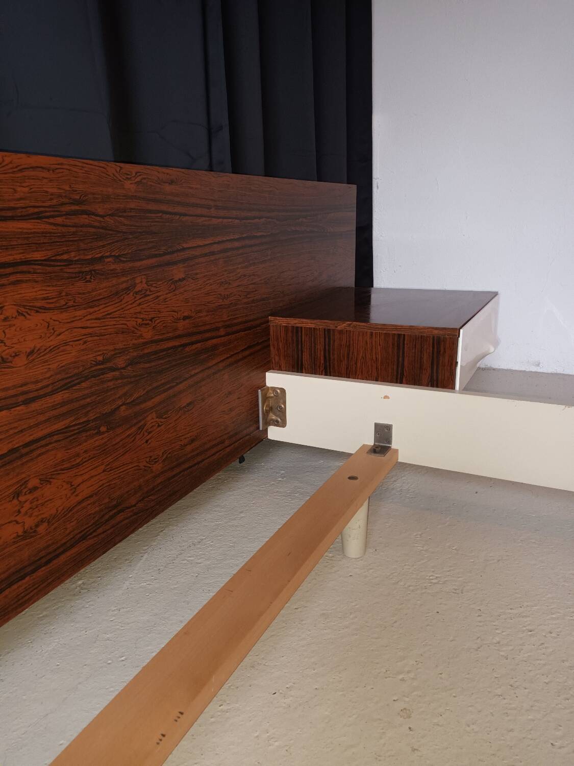 Raymond Loewy Bed