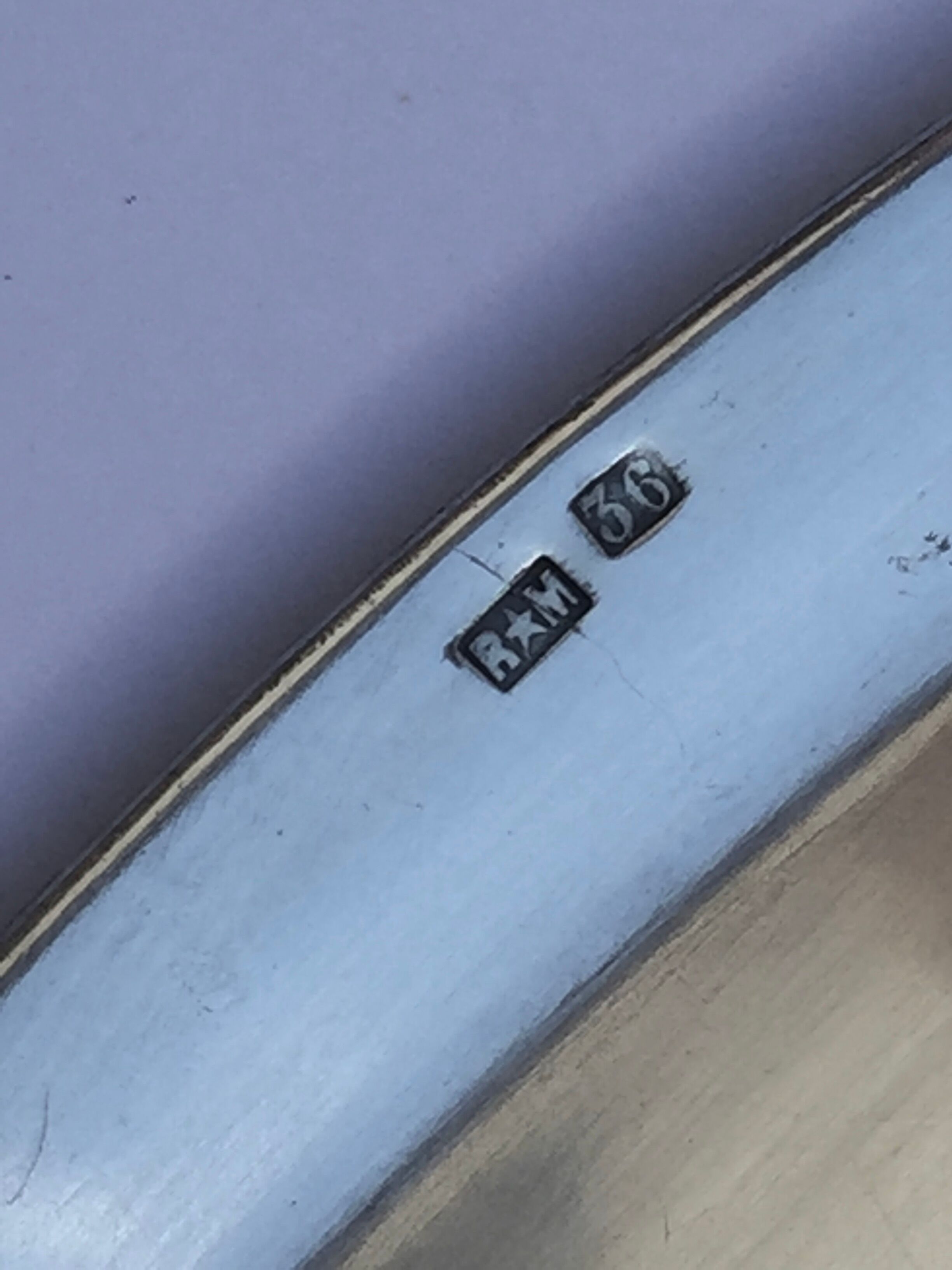 Set of 2 silver trays