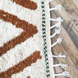 Medium traditional wool rug size 100x200 cm