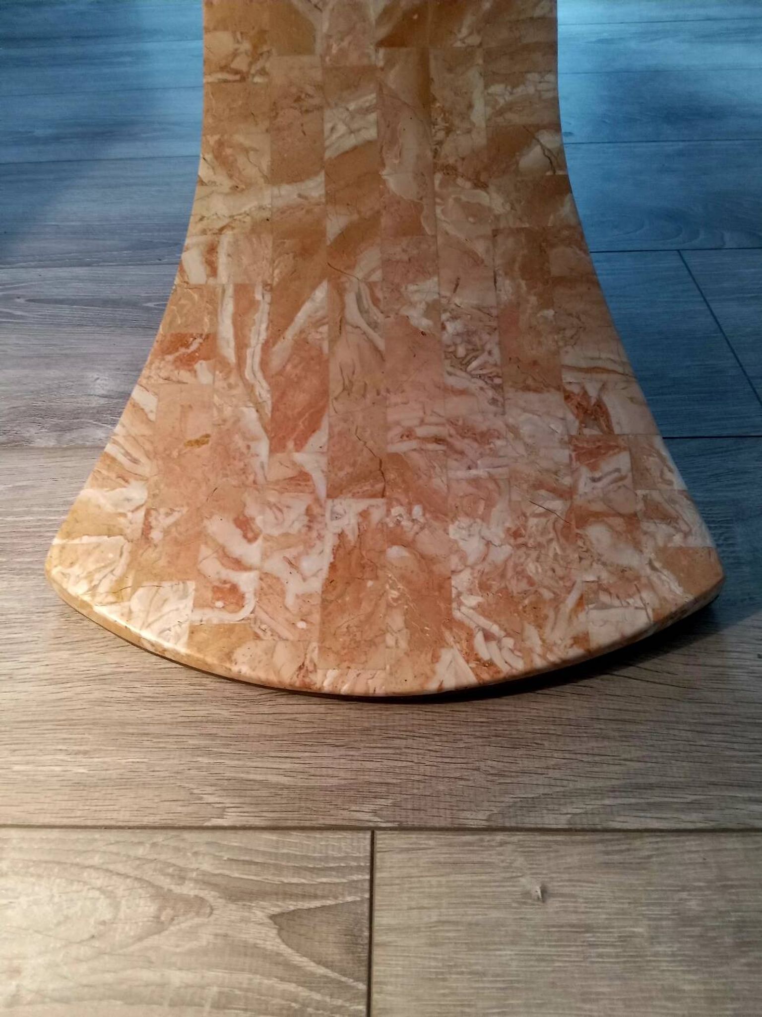 Designer coffee table in the style of Willy Rizzo / Roche Bobois.