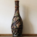 Gourd vase in high relief
