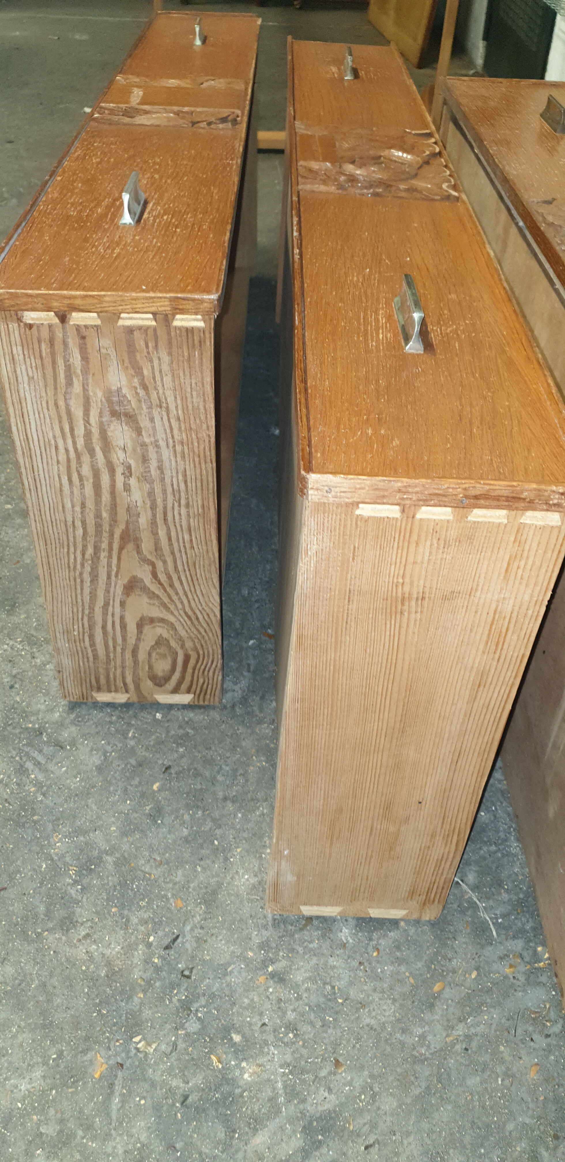 Art Deco chest of drawers