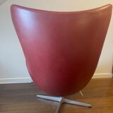 Design armchair Fritz Hansen "egg", leather by Arne Jacobsen