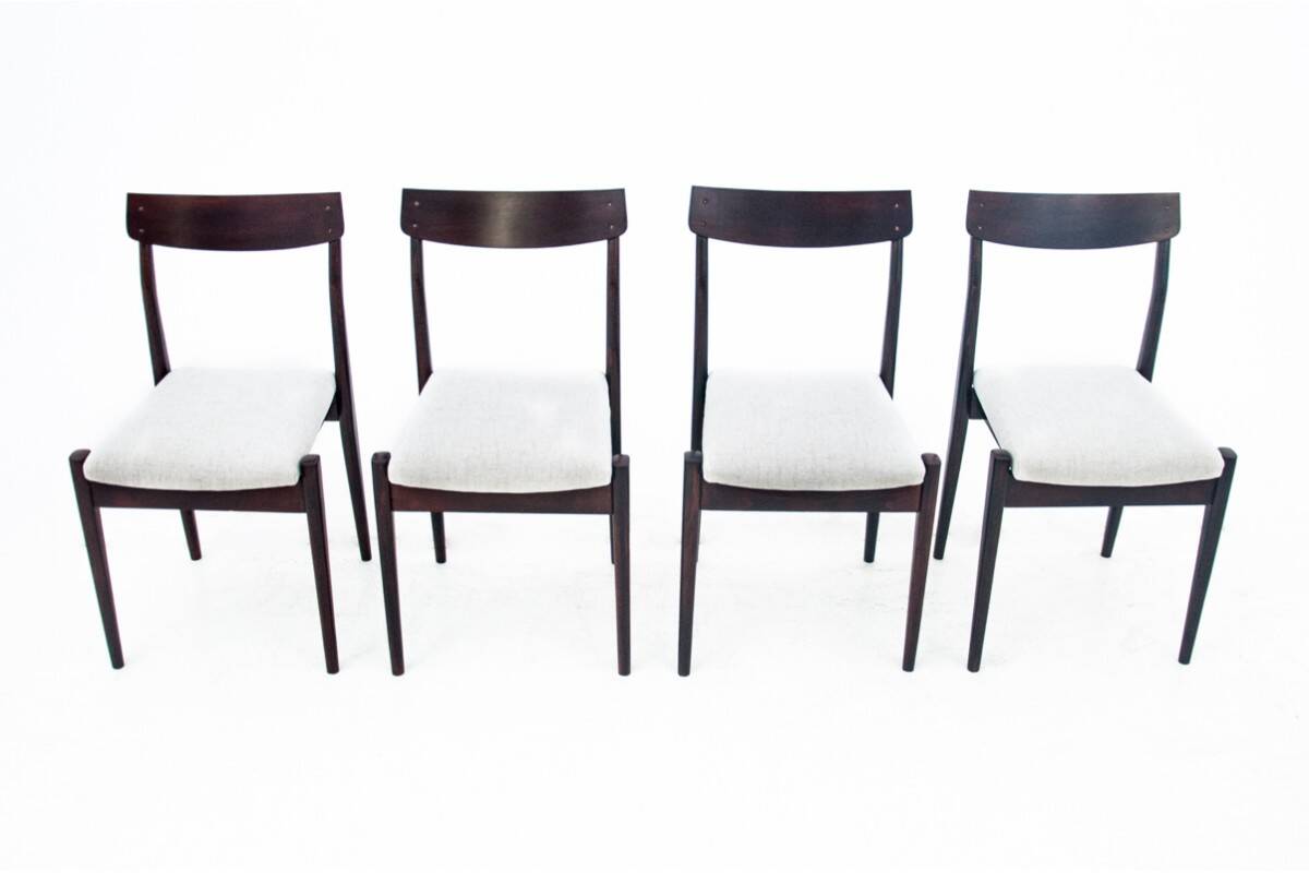 A set of chairs, 1960s. After renovation.