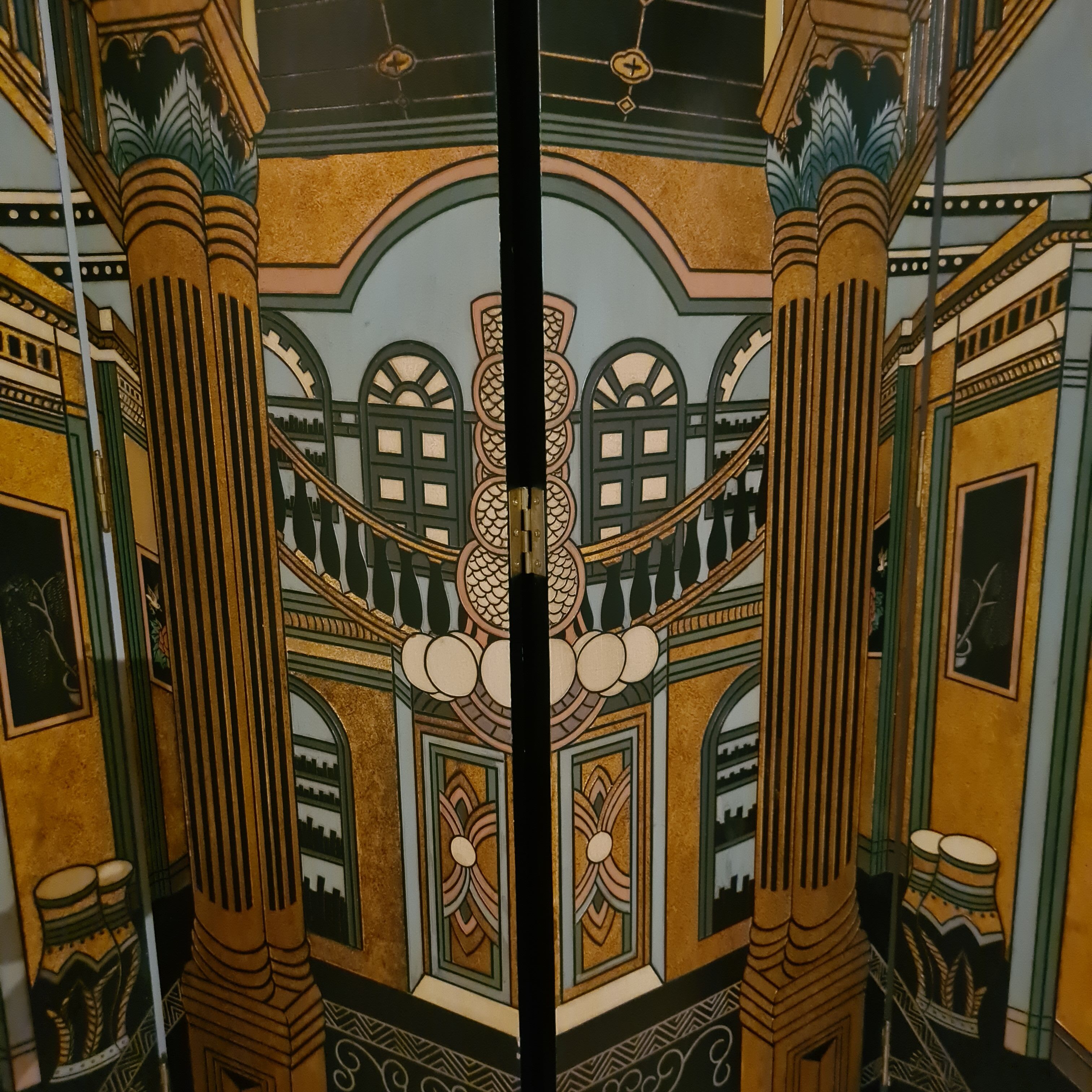 Wooden screen lasked and engraved circa 1980