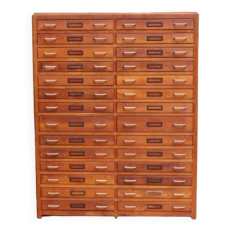 Trade furniture with 28 drawers