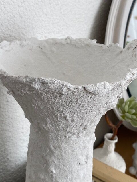 Coupe blanche décorative