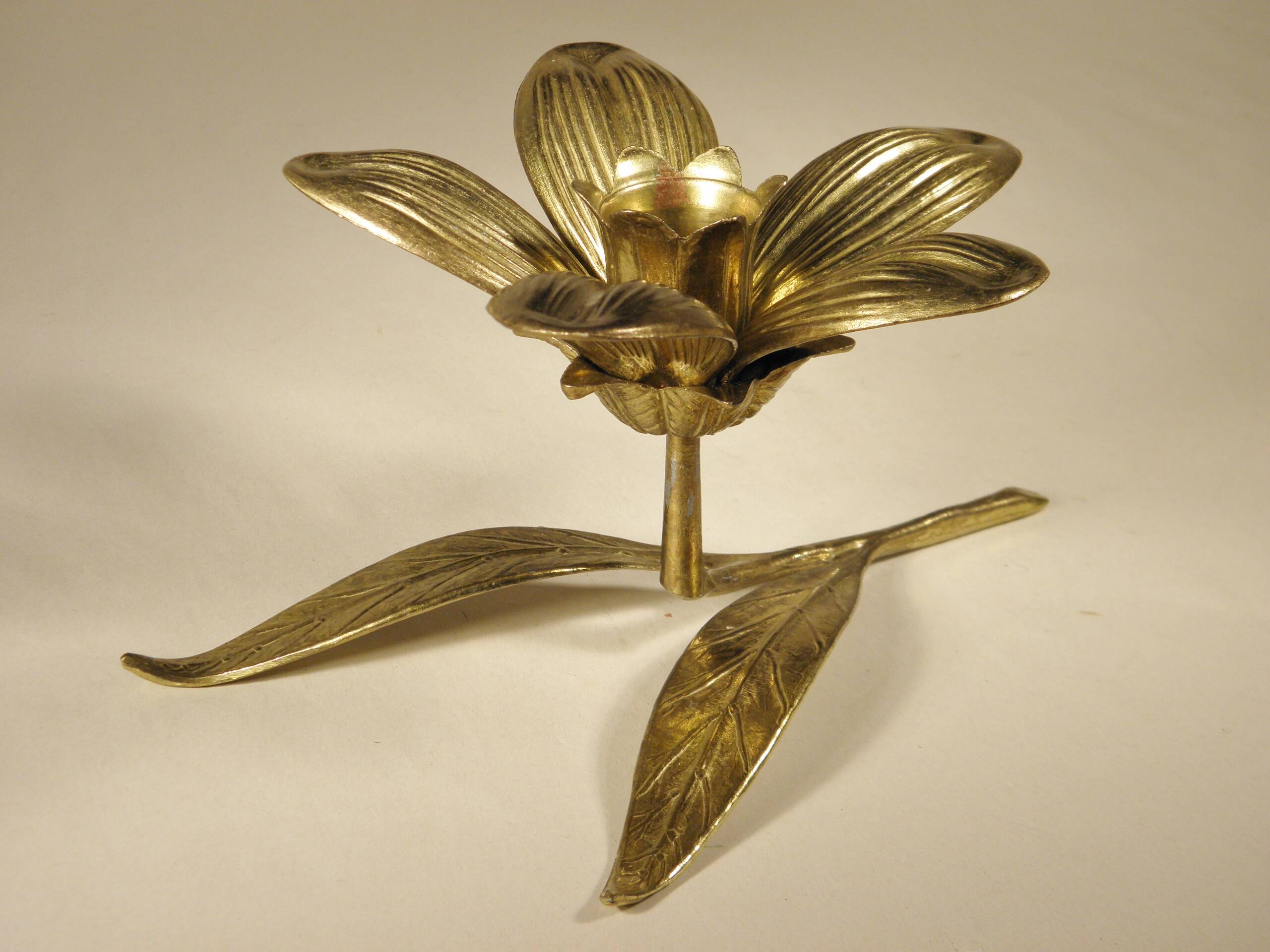 Brass "flower" candle holder - ashtray