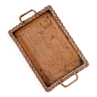 Old serving tray in wood and wicker