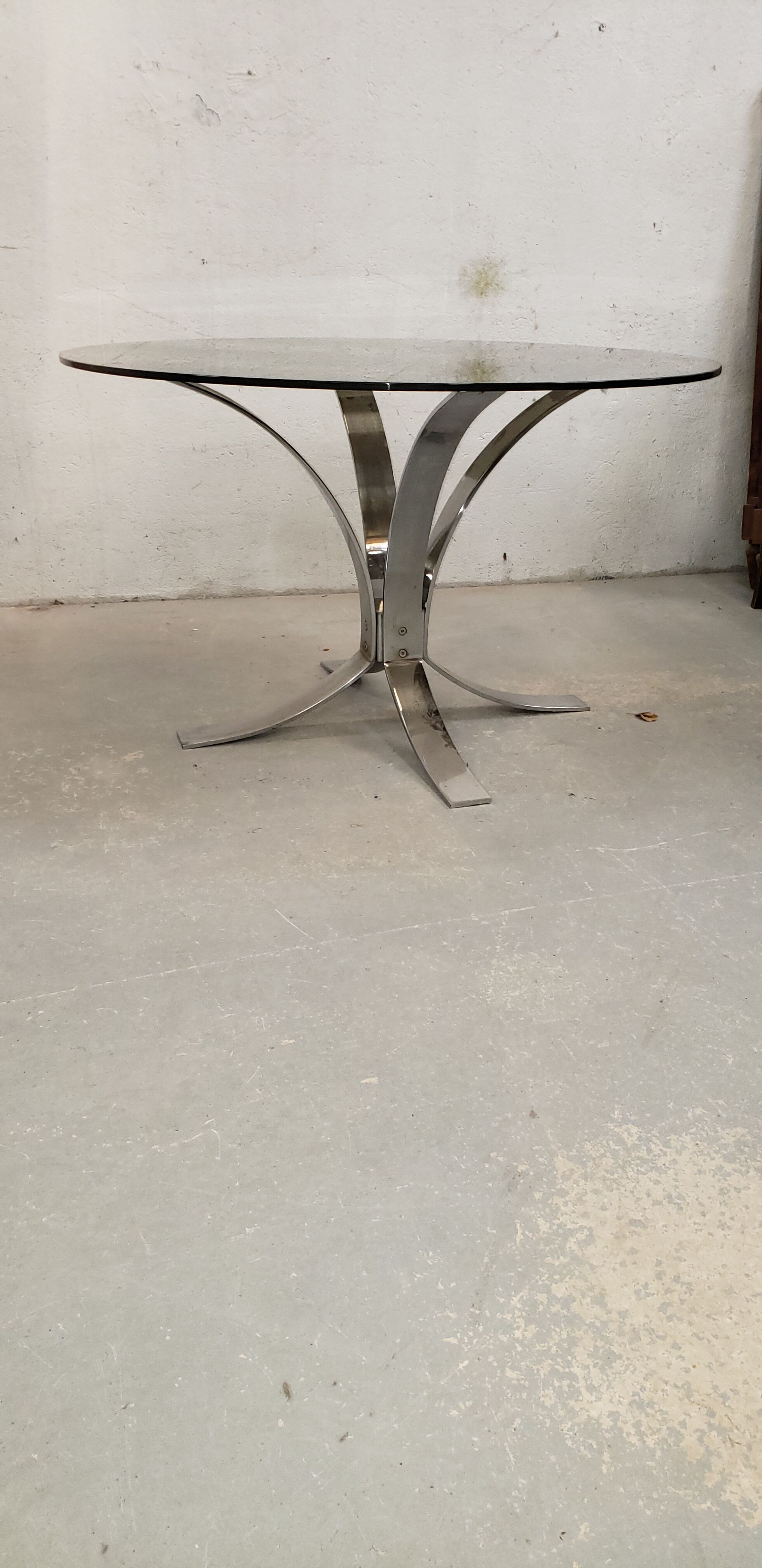 Round panel chrome smoked glass 70 years