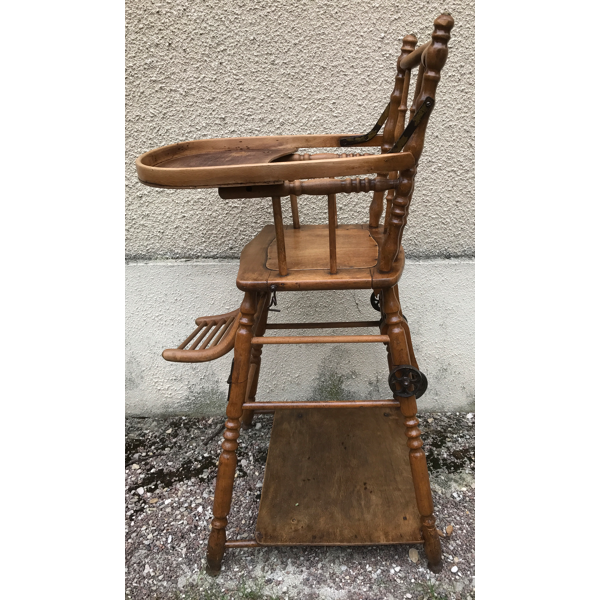Chaise haute bébé Baumann ancienne bois transformable en petit bureau