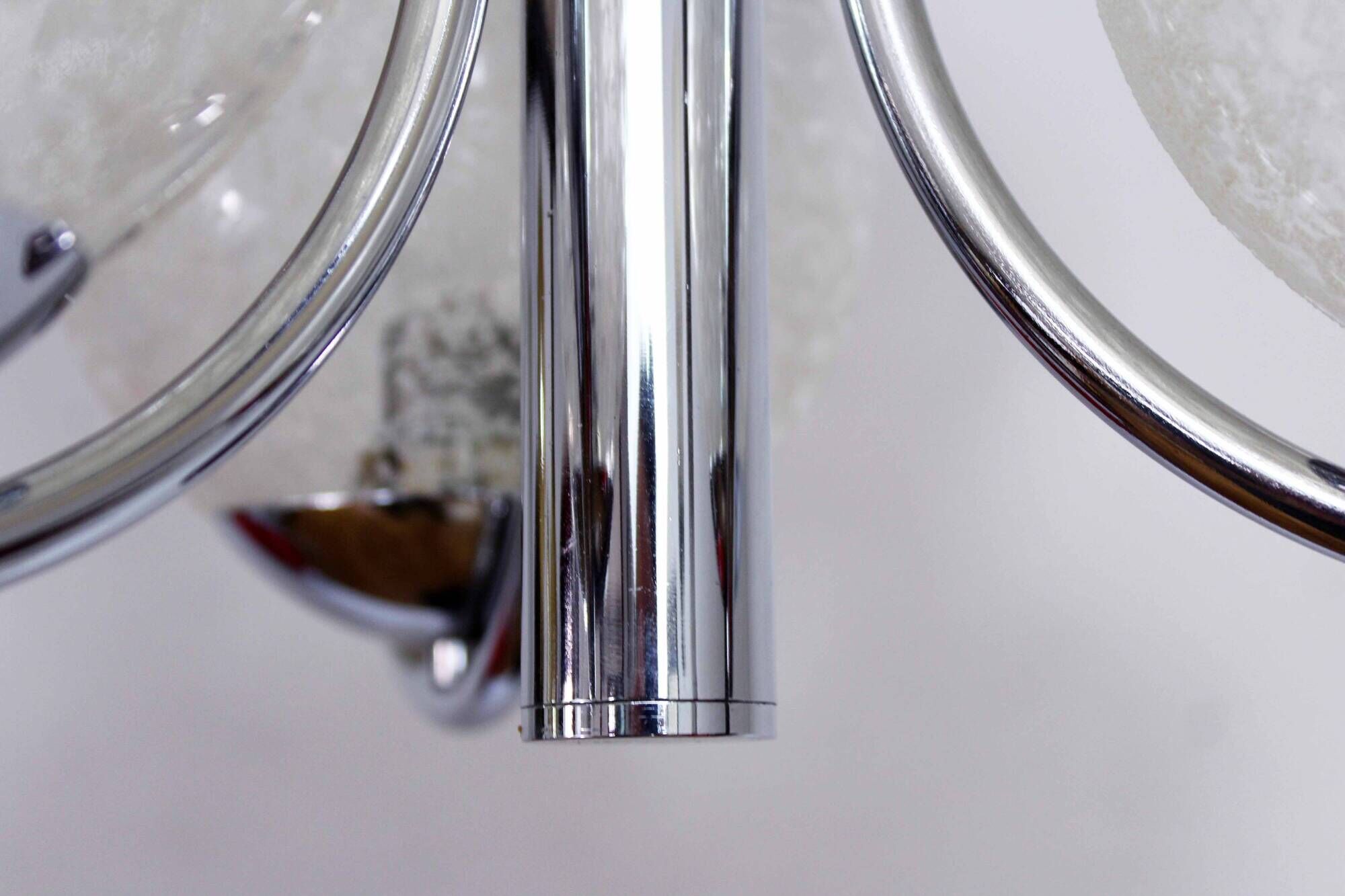 Vintage chandelier in chrome metal and glass 1970