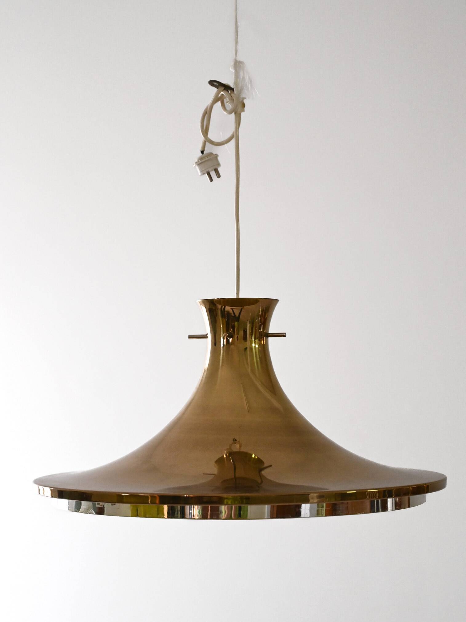 Vintage gold pendant lamp