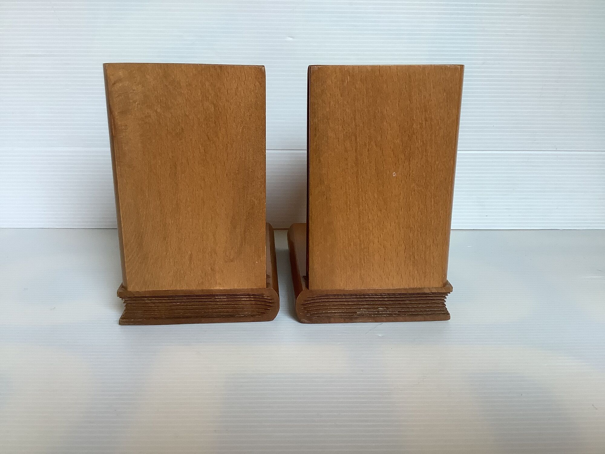 Pair of bookends owls wooden owls