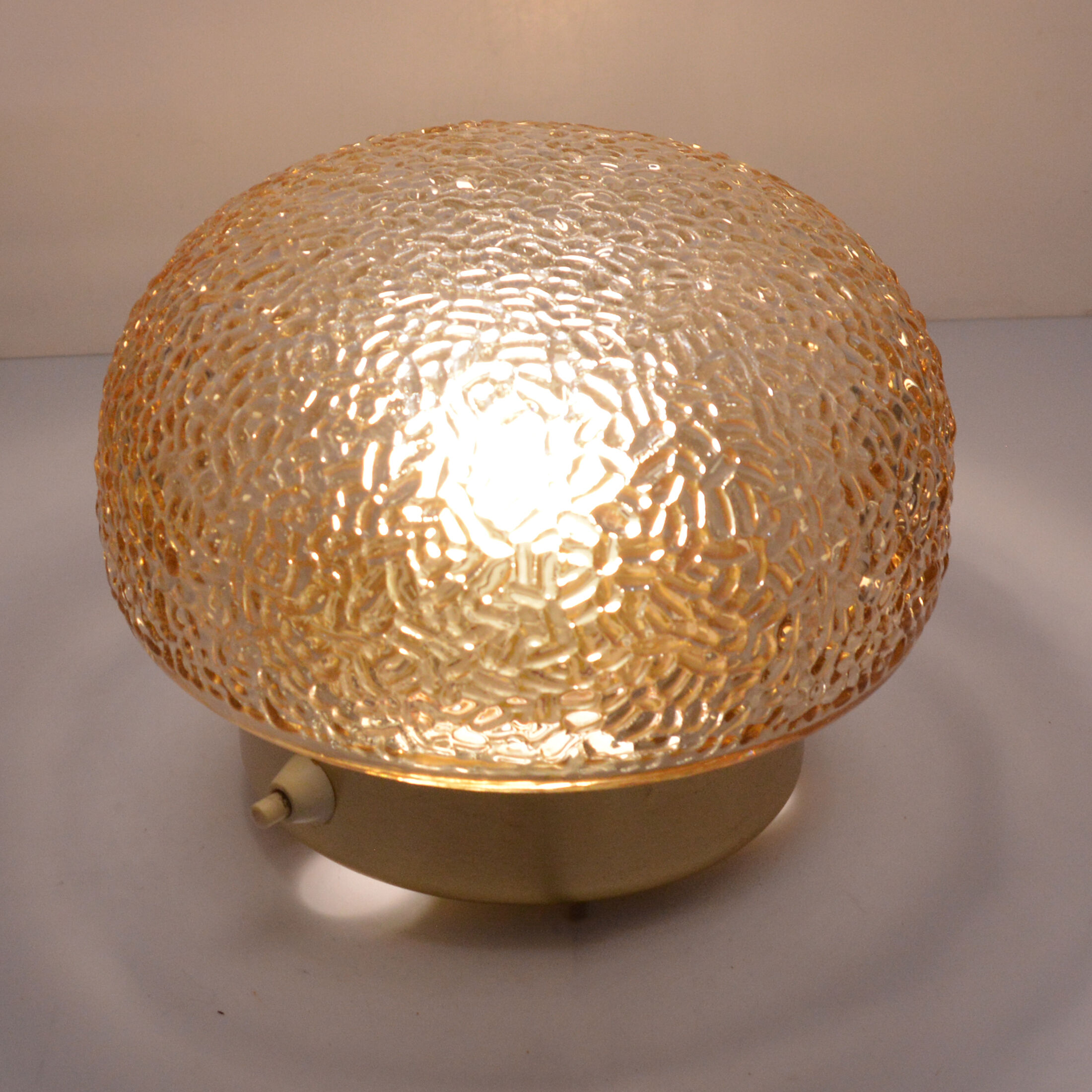 Wall lamp, VEB Beleuchtungsglas Kombinat Goerlitz, Germany, 1970