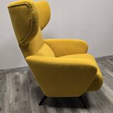 Fauteuil restauré du milieu du siècle
