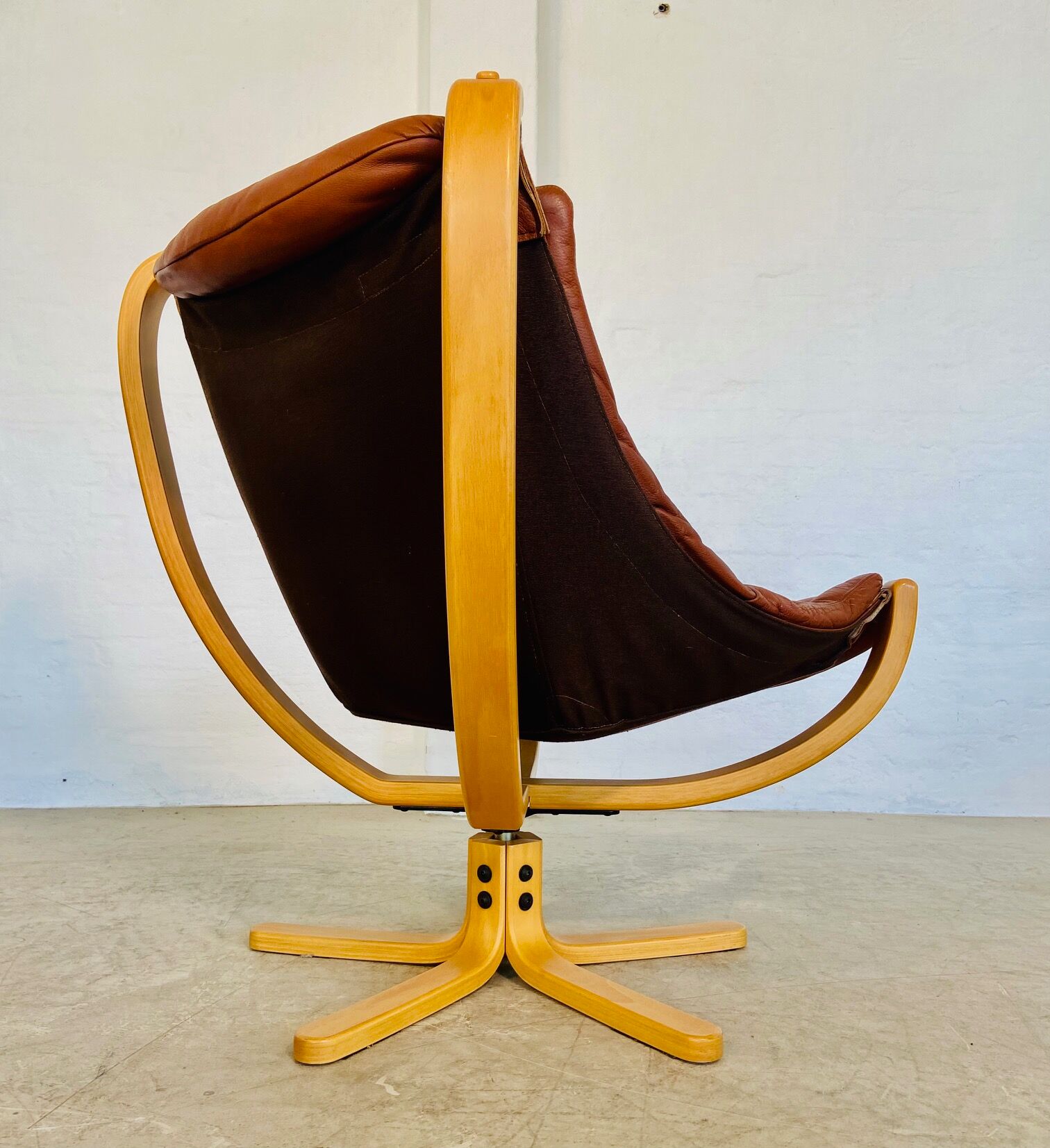 Svend Skippers vintage retro cognac leather swivel chair set 1970s
