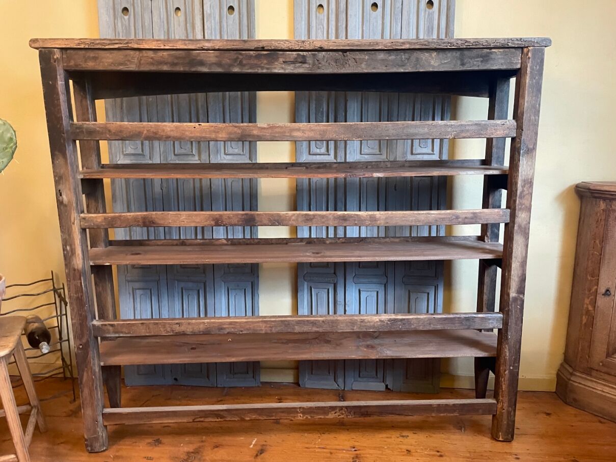 Baker's shelf, kitchen shelf, collection shelf from the early 19th century, oak.