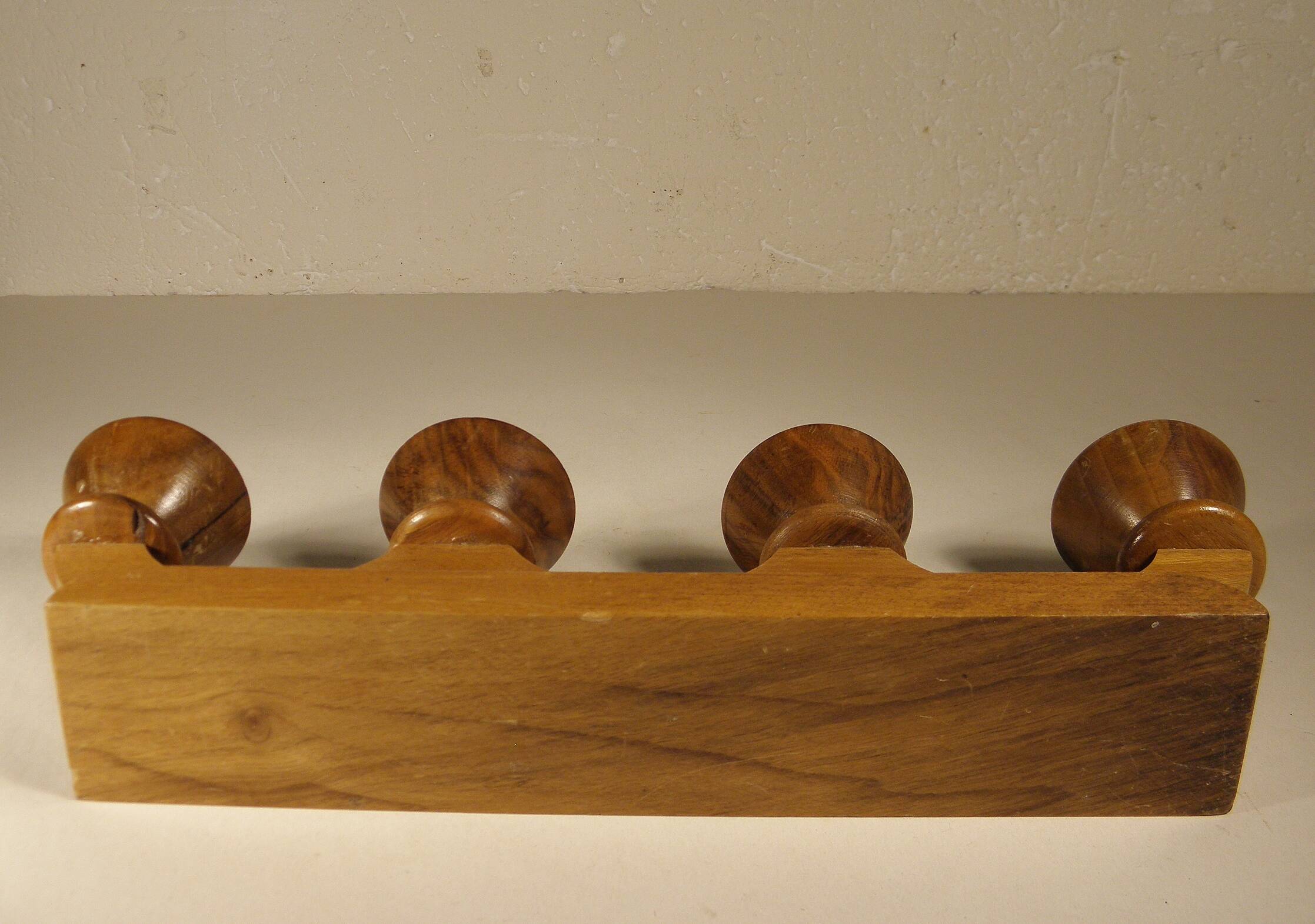 Chandelier en bois, artisanat vintage
