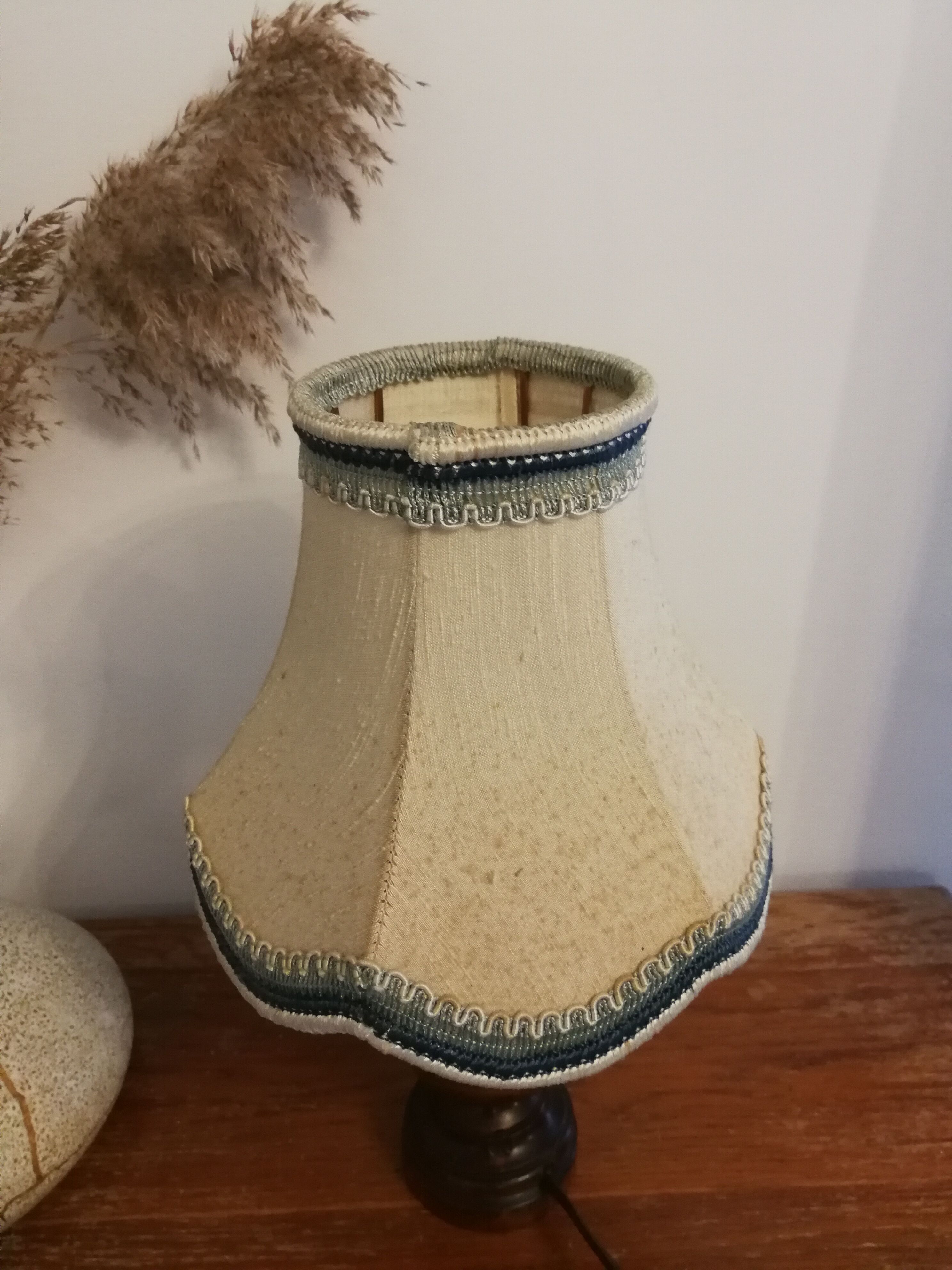 Bedside lamp