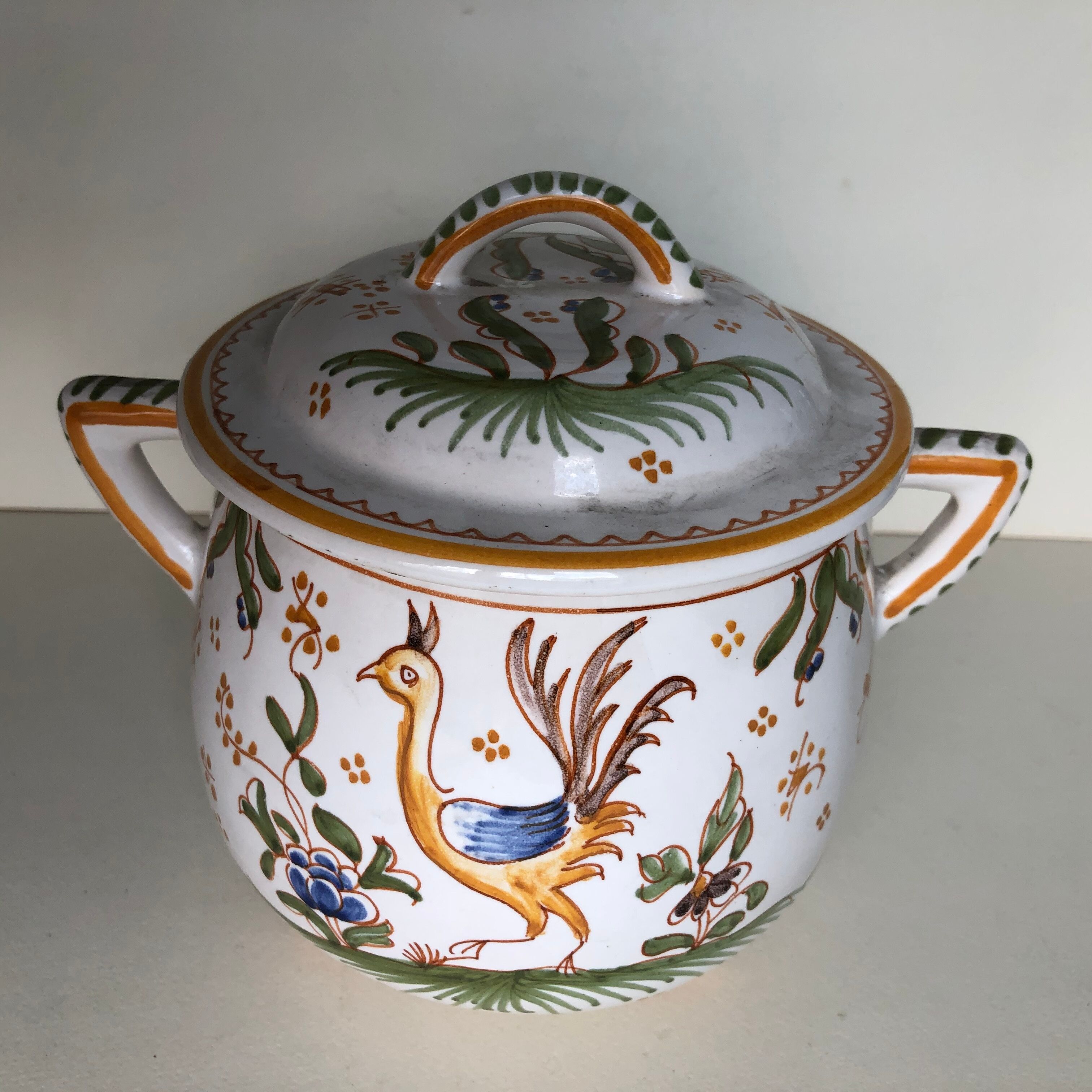 Pot couvert de Moustiers Selency