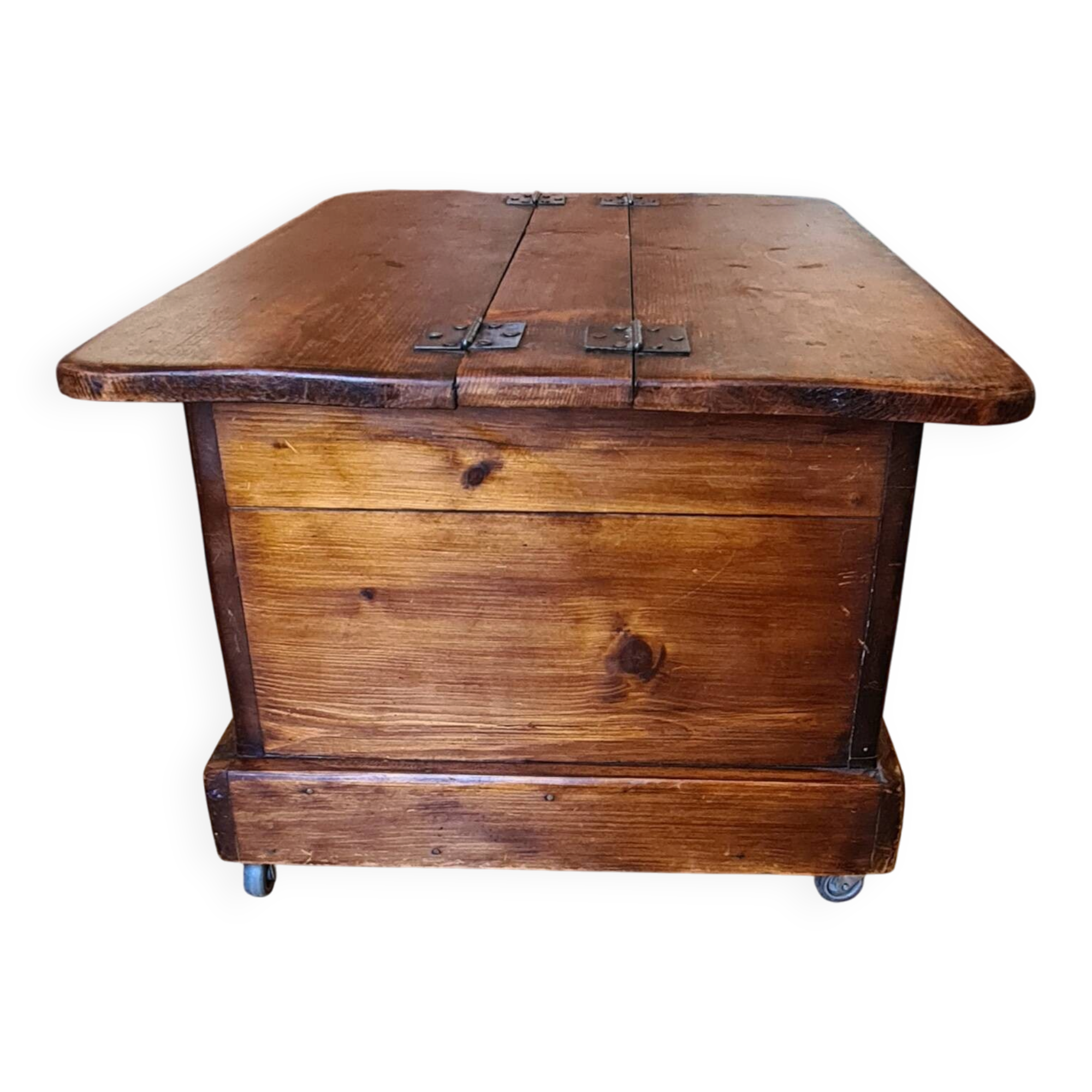 Wooden coffee table (chest or bar)