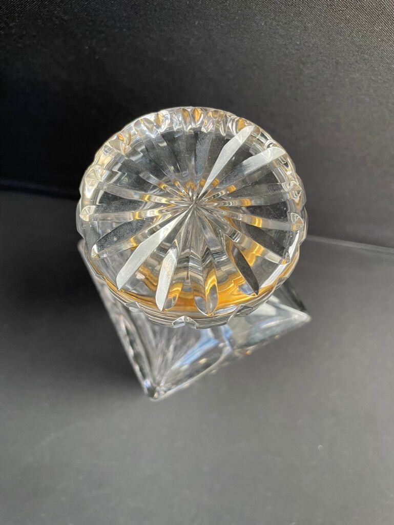 Alcohol decanter in blown and cut crystal Empire style XXth