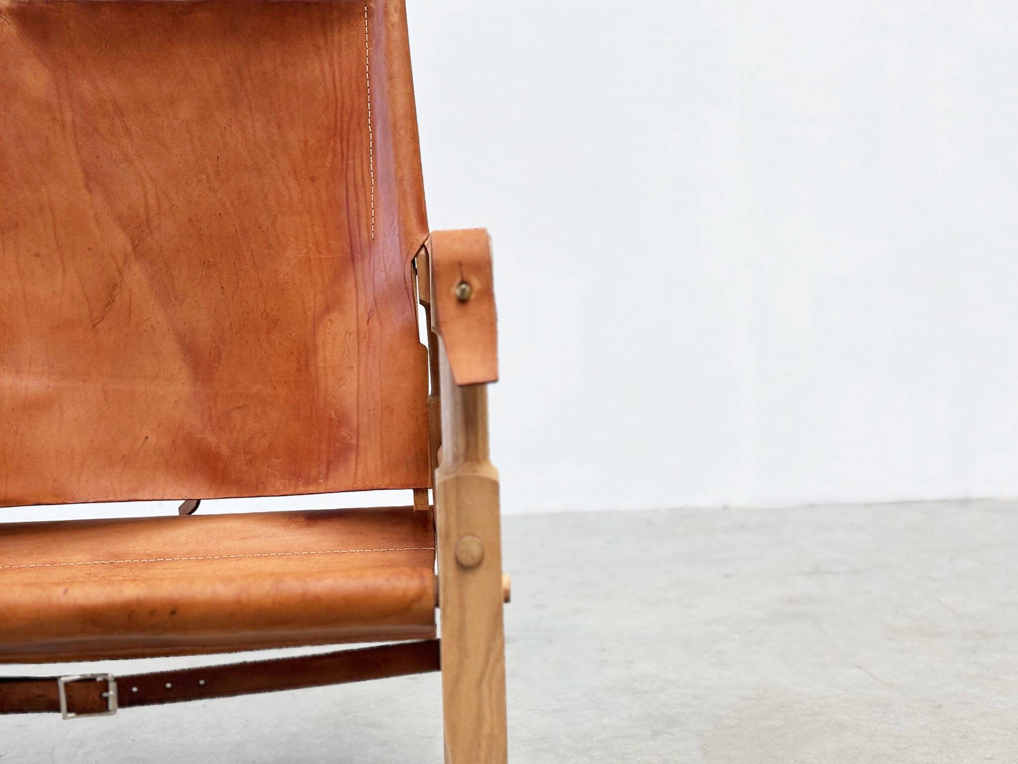 Cognac leather Safari chair