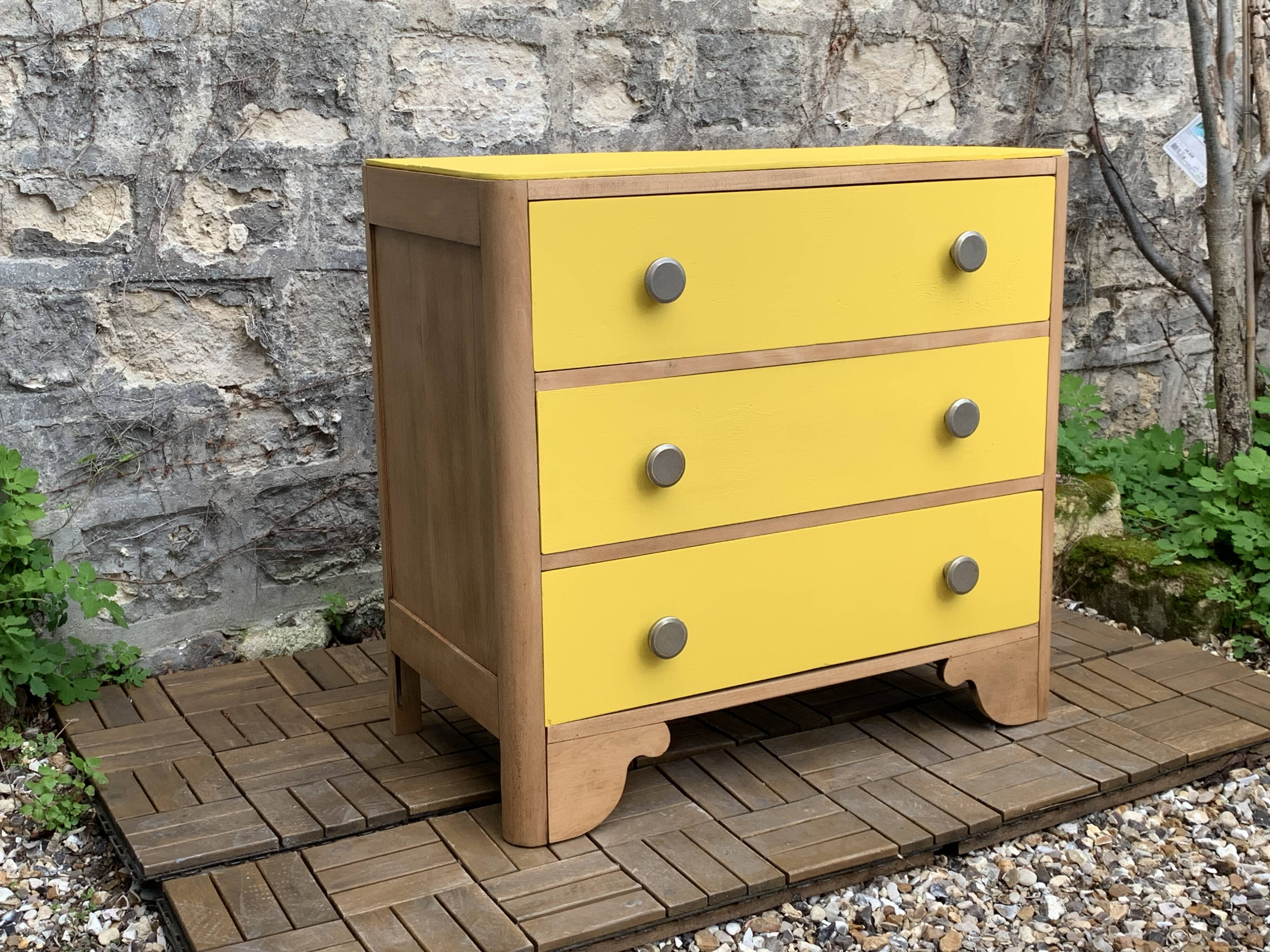 Commode art déco jaune poudré et bois brut