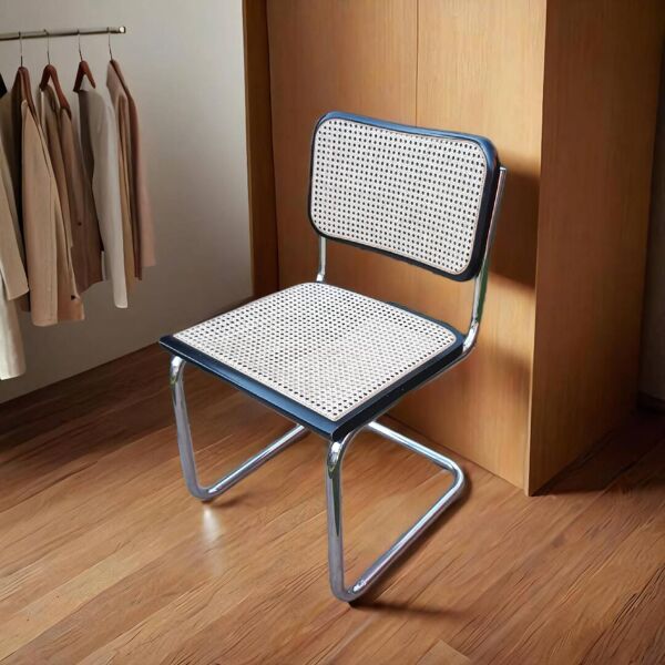 Chaise Cesca en bois massif et cannage naturel