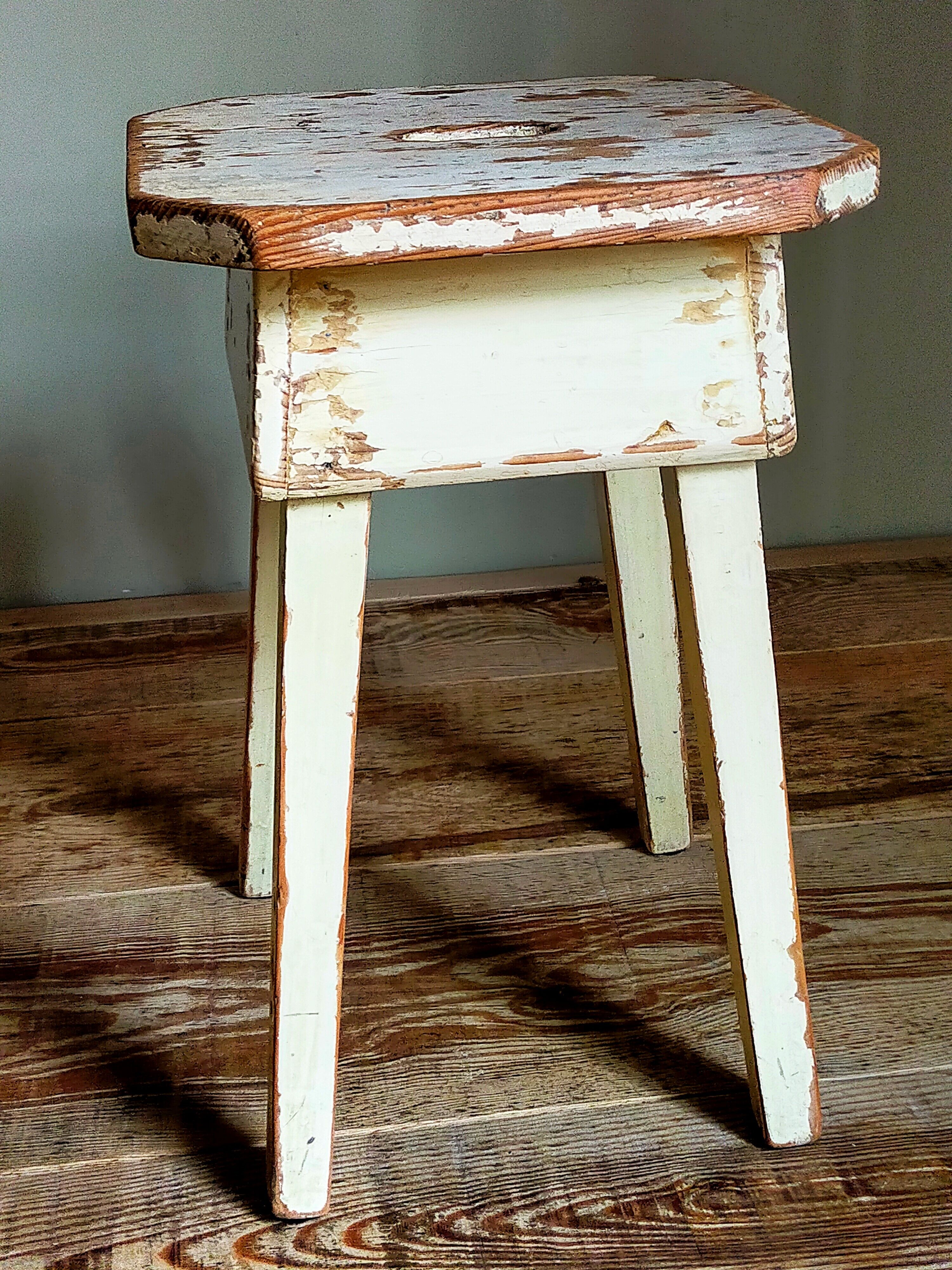 Workshop stool in antique patinated solid wood