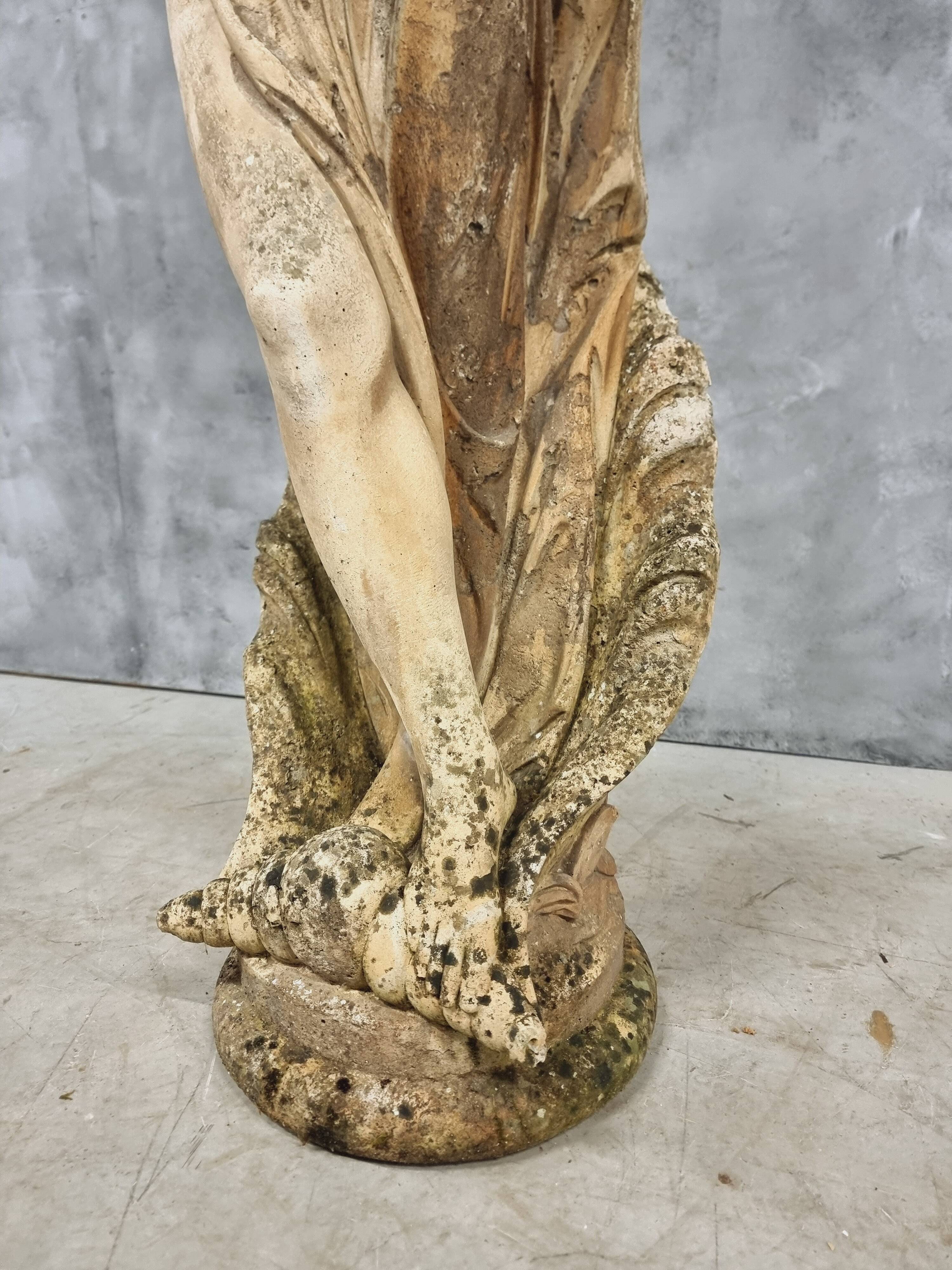 Statue de jardin ancienne en pierre sculpture française hauteur 175 cm
