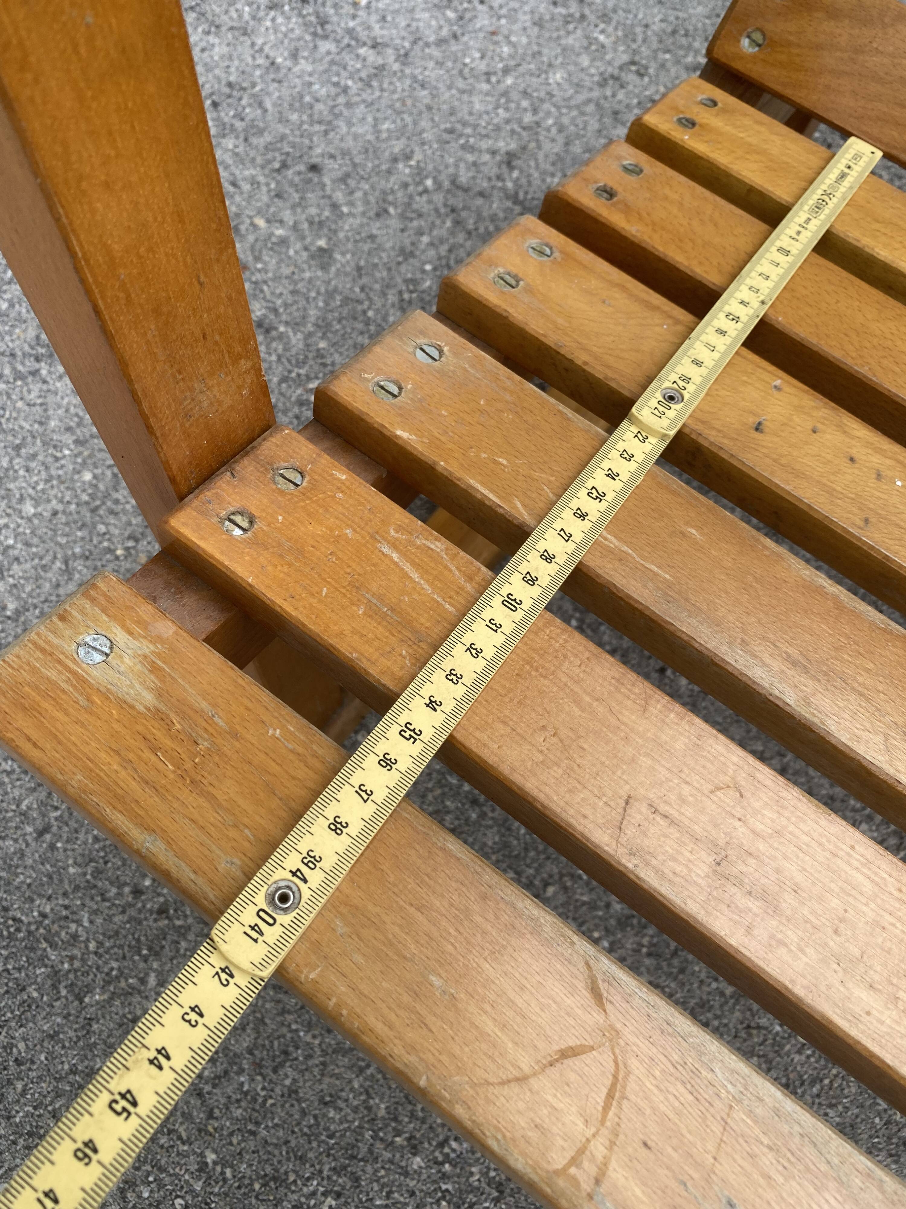 Chaise en bois