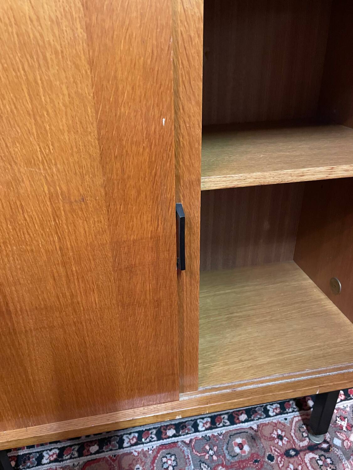 Vintage sliding door side cabinet design 60/70