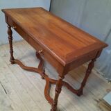 Rectangular table with side pulls