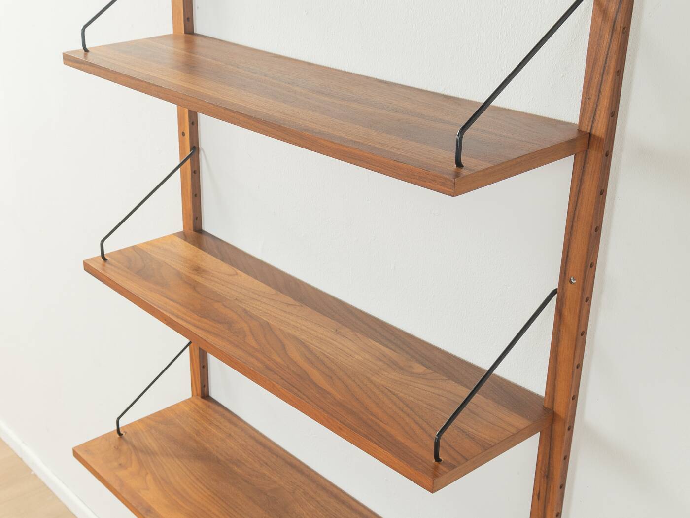 1950s wall shelf by Poul Cadovius