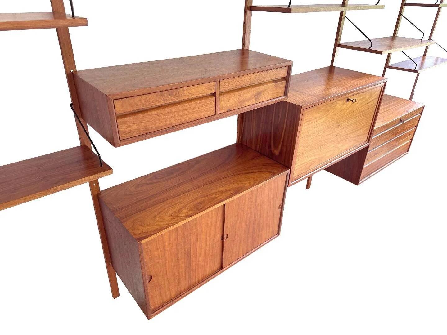Poul Cadovius Royal System wall unit