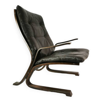 Fauteuil en cuir du milieu du siècle, Norvège, années 1970.