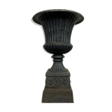 Vase de jardin en fonte