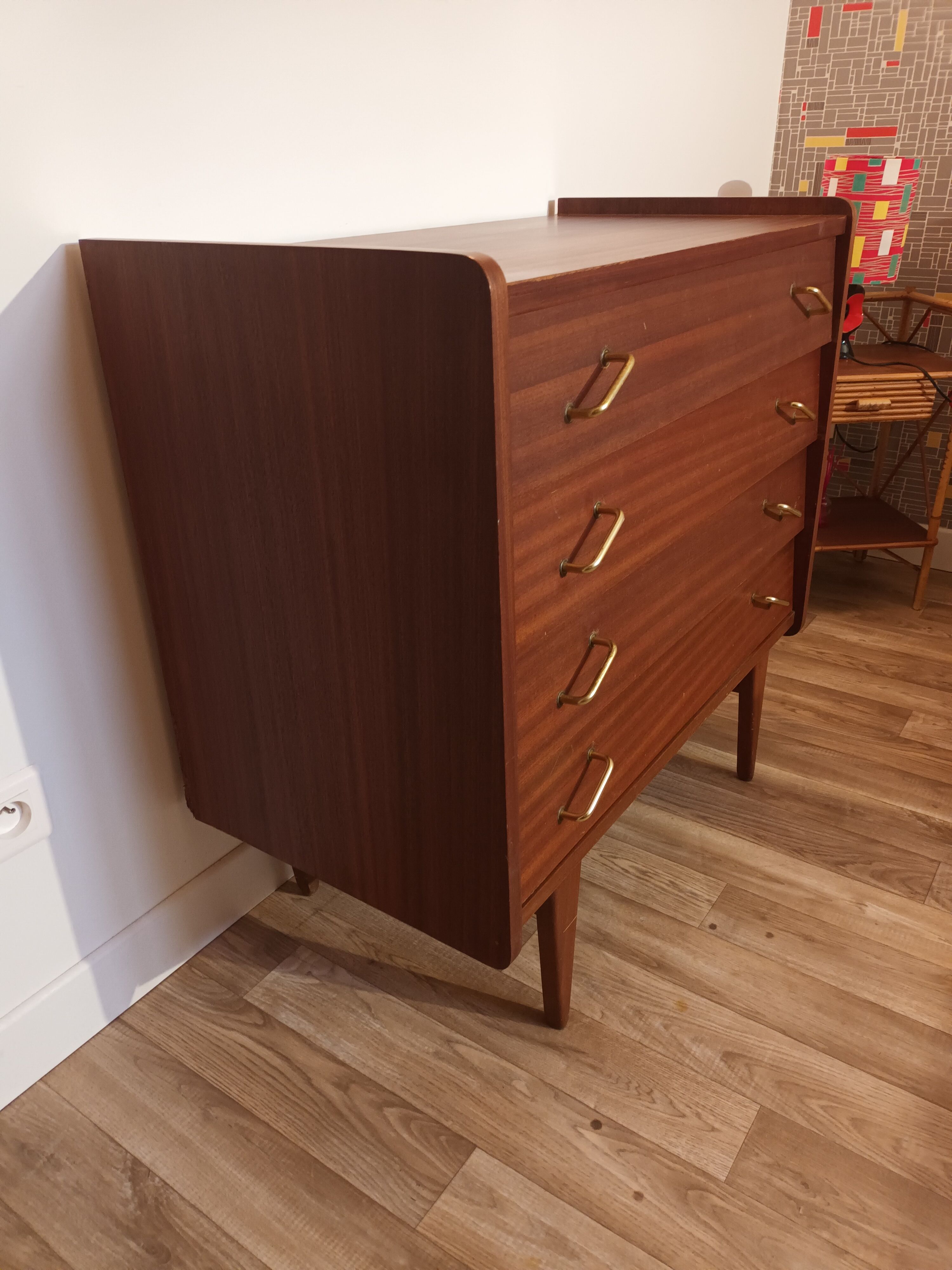 Vintage chest of drawers