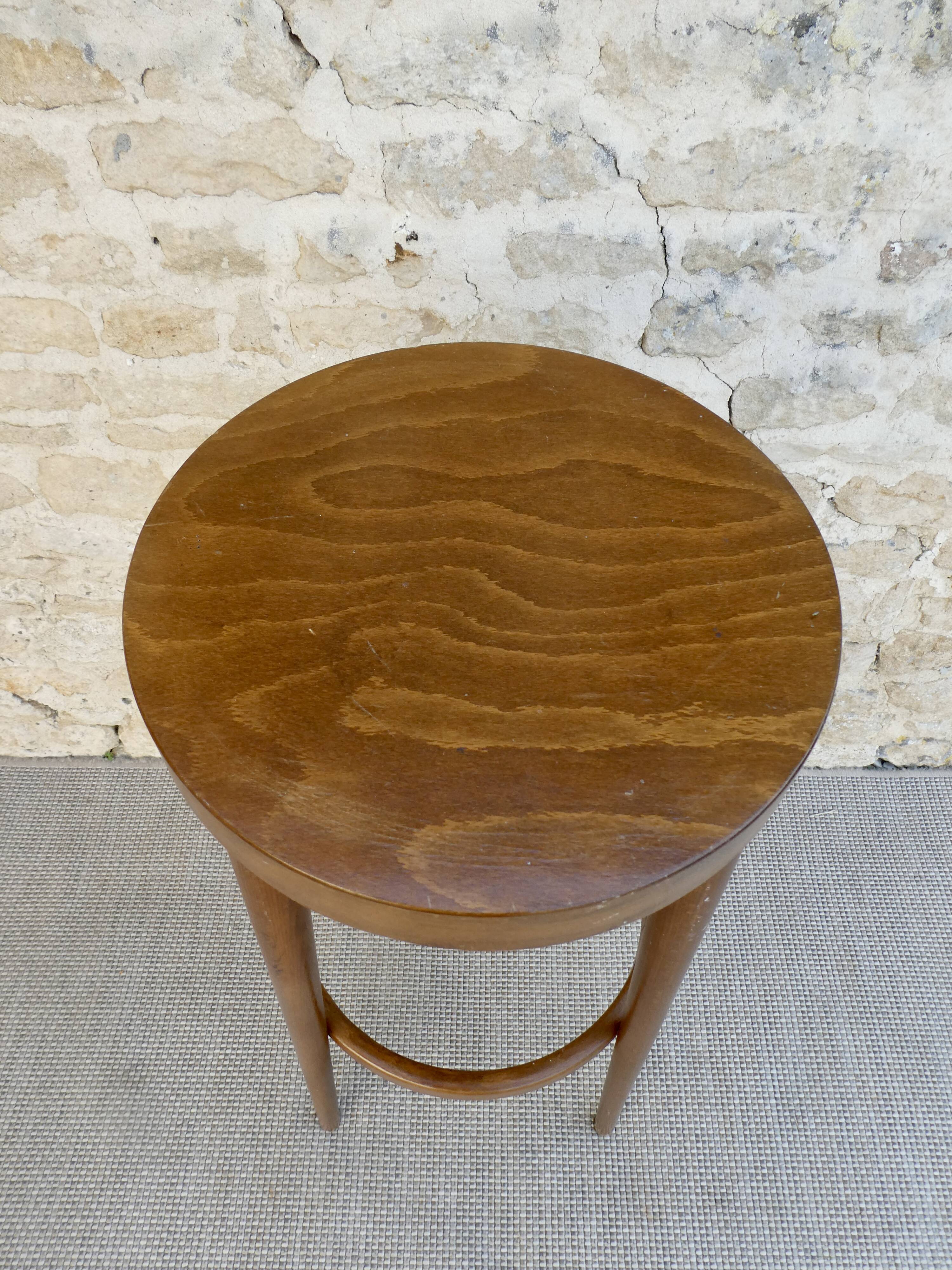 Tabouret haut de bar en bois Baumann