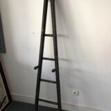 Old stepladder to be fixed to the wall