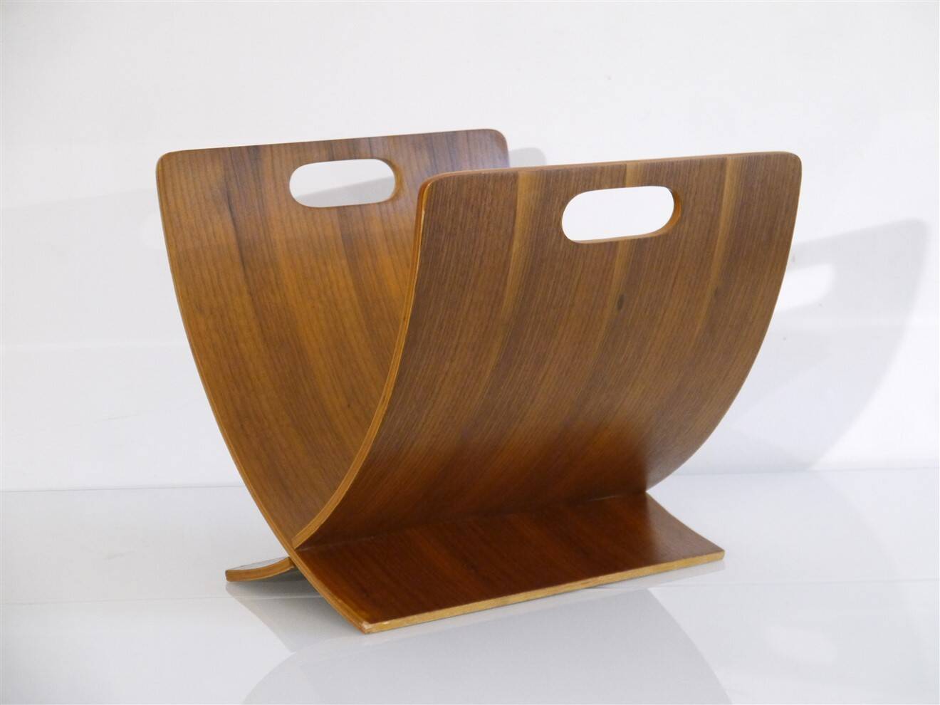 Danish magazine rack in teak by Jens Nielsen 1970
