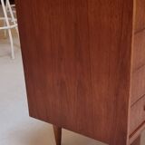 Commode à tiroirs du milieu du siècle