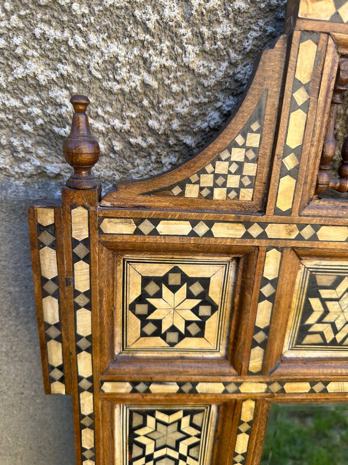 Syrian mirror